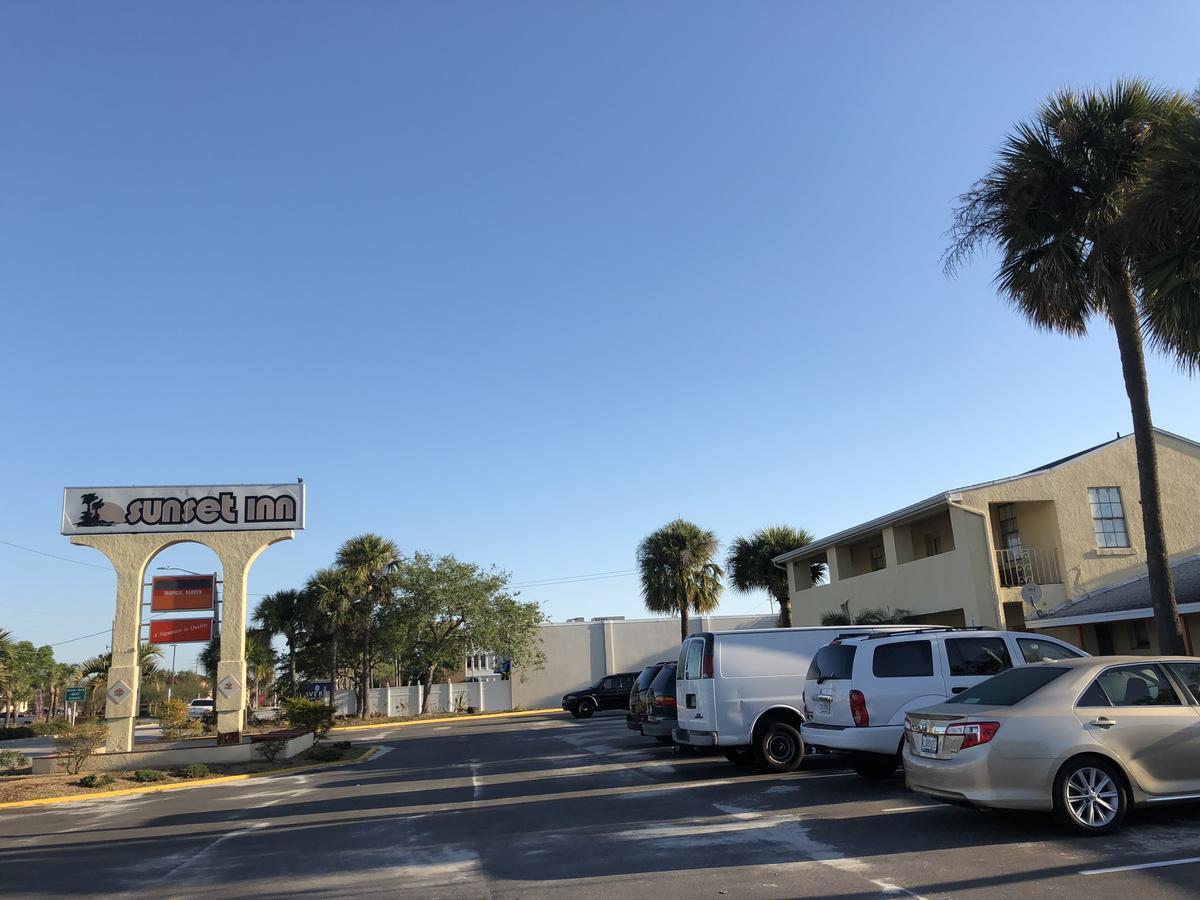 Sunset Inn- Fort Pierce, Fl Esterno foto