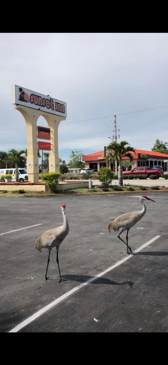 Sunset Inn- Fort Pierce, Fl Esterno foto